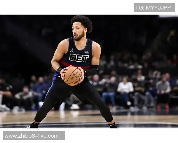 凯德坎宁安如何在NBA赛场上展现超凡领导力与全能球技