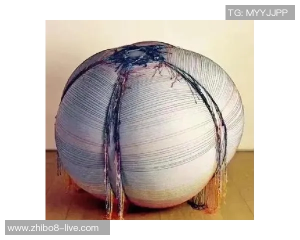 加莱诺的艺术世界探秘：从创作灵感到作品背后的故事