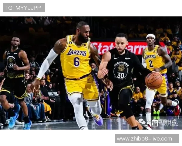 勒布朗詹姆斯的传奇之路：从青涩少年到篮球之王的辉煌历程